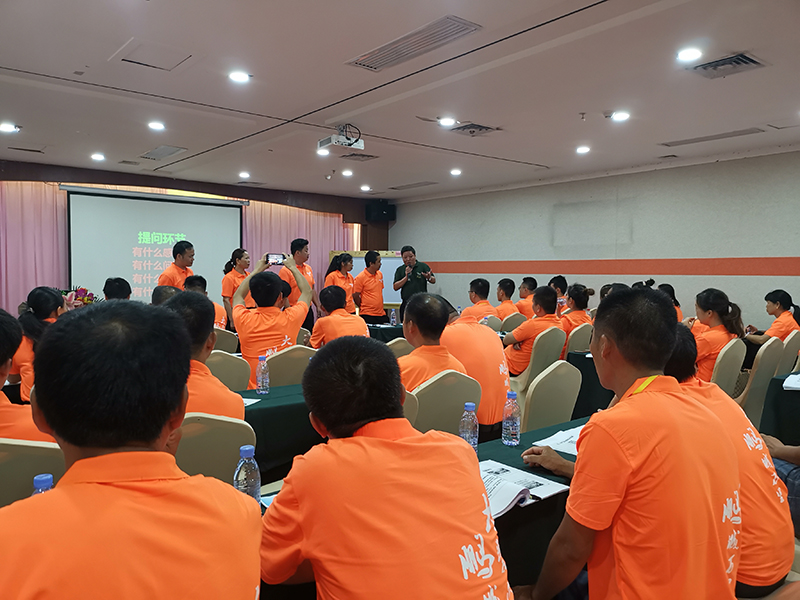 南方略咨詢助力廣西巴馬致富帶頭人深圳大鵬變革思維培訓(xùn)4 南方略咨詢助力廣西巴馬致富帶頭人深圳大鵬變革思維培訓(xùn)4