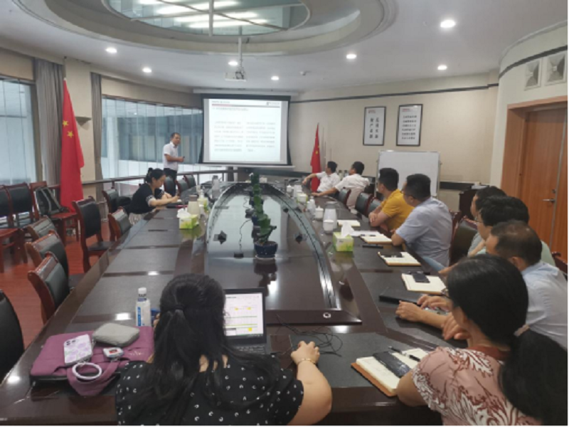 南方略咨詢助力中國(guó)石化潤(rùn)滑油有限公司合成油脂分公司品牌營(yíng)銷咨詢項(xiàng)目正式啟動(dòng)2 南方略咨詢助力中國(guó)石化潤(rùn)滑油有限公司合成油脂分公司品牌營(yíng)銷咨詢項(xiàng)目正式啟動(dòng)2